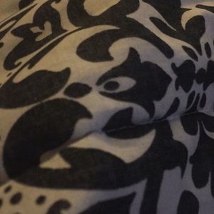 Meet your Posher, Monica